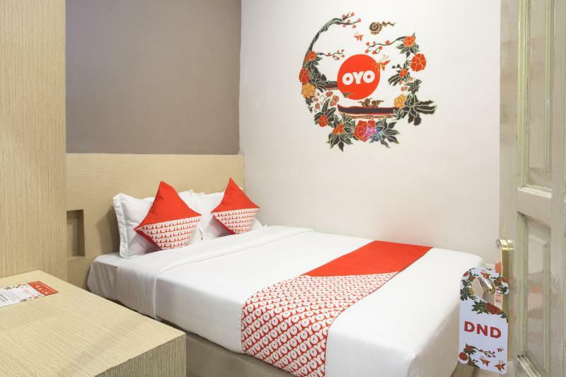 We Stay Residence Redpartner Surabaya Eksteriør billede